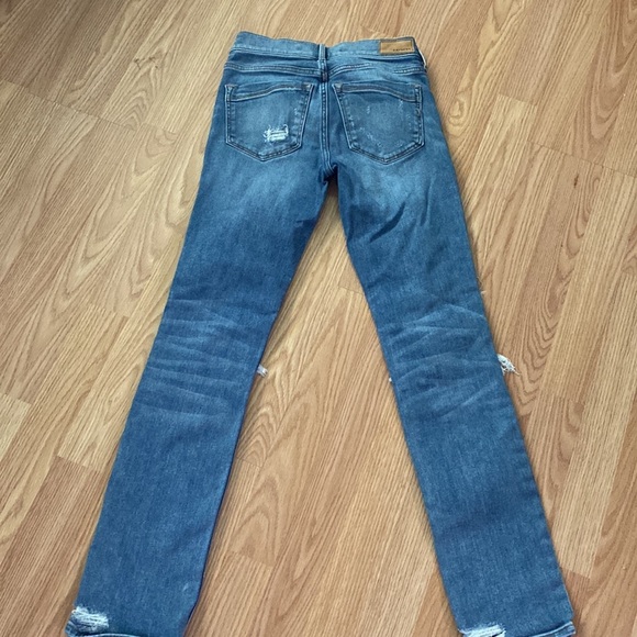 Express Stretch + Performance
Cropped Skinny Jeans Women's 0 Mid Rise Distressed - Picture 3 of 13